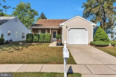 36 Eddystone Way, Mount Laurel, NJ 08054