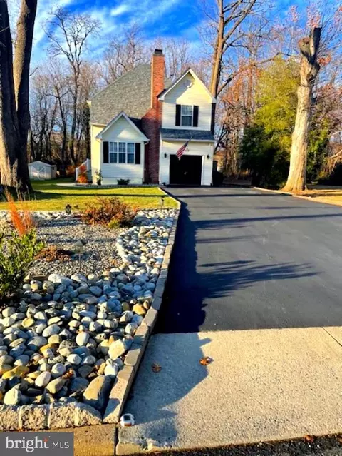 523 E 2nd St, Moorestown, NJ 08057