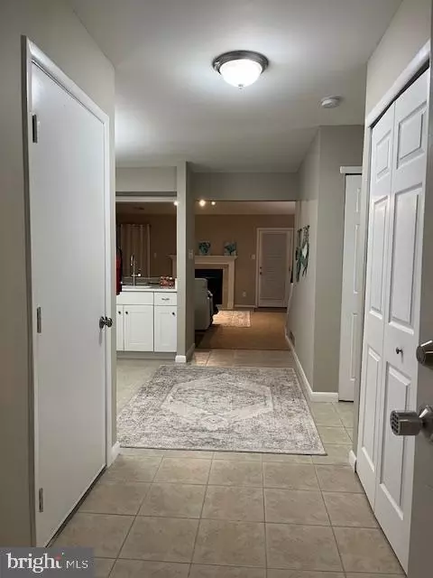 Entry Way - 116 Charing Way, Mount Laurel, NJ 08054 photo 1 of 4