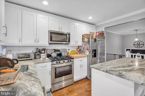Kitchen - 4 Stevens Dr, Delran, NJ 08075 photo 2 of 2