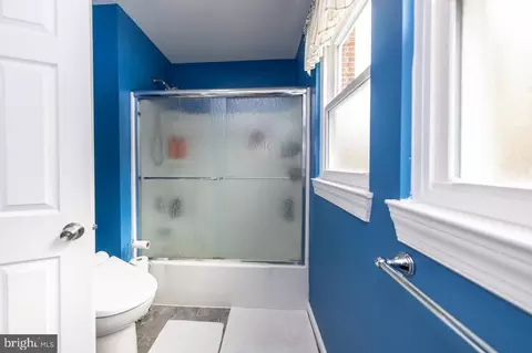 Bath - 105 Cobblestone Dr, Mount Laurel, NJ 08054 photo 4 of 4