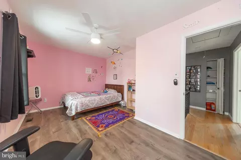 Bedroom - 105 Cobblestone Dr, Mount Laurel, NJ 08054 photo 4 of 6