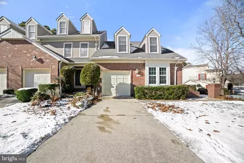 105 Berkshire Way, Marlton, NJ 08053
