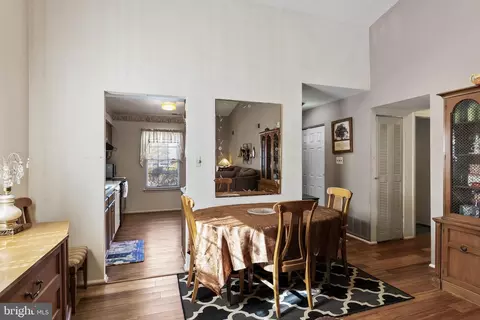 Entry Way - 20 E Oleander Dr, Mount Laurel, NJ 08054 photo 5 of 5