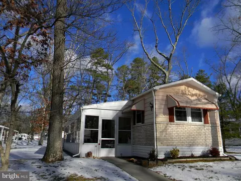 77 Holly Ct, Tabernacle, NJ 08088 photo 34