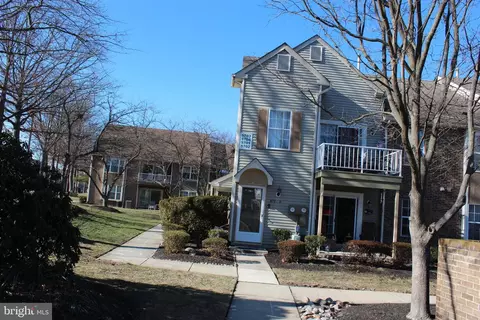 5704 B Adelaide Dr, Mount Laurel, NJ 08054