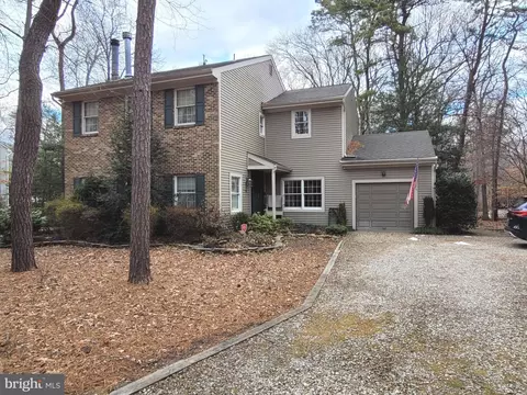 16 Halifax Ct, Marlton, NJ 08053