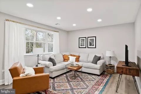 4302 S Lakeshore Dr, Browns Mills, NJ 08015