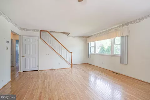 Living - 24 Birch Ave, Maple Shade, NJ 08052 photo 1 of 4
