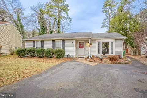 5 Georgian Ct, Marlton, NJ 08053