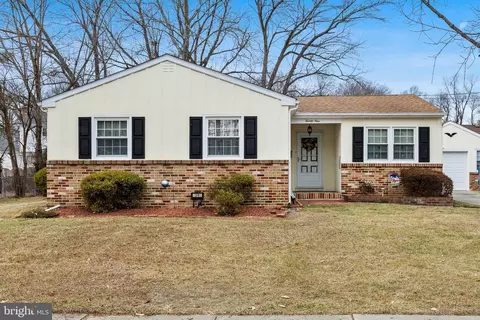 29 Crider Ave, Moorestown, NJ 08057