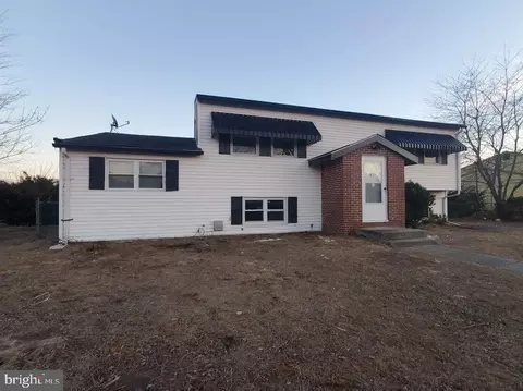 216 Princeton Ave, Pemberton, NJ 08068