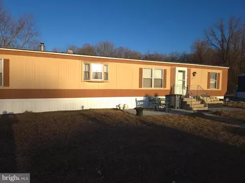 23 Sunset Blvd, Southampton, NJ 08088