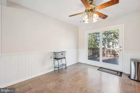Entry Way - 1 Stevens Dr, Delran, NJ 08075 photo 2 of 4