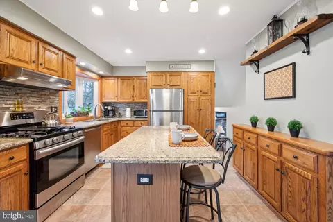 Kitchen - 1 Stevens Dr, Delran, NJ 08075 photo 1 of 4