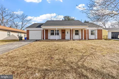 19 Normandy Ln, Willingboro, NJ 08046