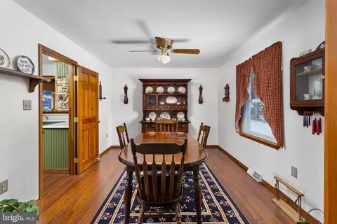 Dining - 9 Patty Dr, Wrightstown, NJ 08562 photo 1 of 2