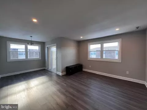 35 5 Florence Tollgate, Florence, NJ 08518