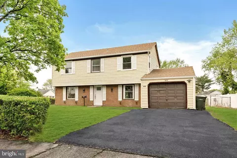 55 Barrington Ln, Willingboro, NJ 08046