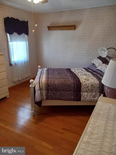 707 Kossuth St, Riverside, NJ 08075 photo 10