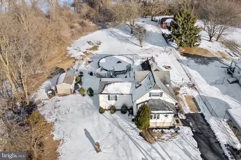 View/Area - 835 Cornell Ave, Maple Shade, NJ 08052 photo 3 of 8