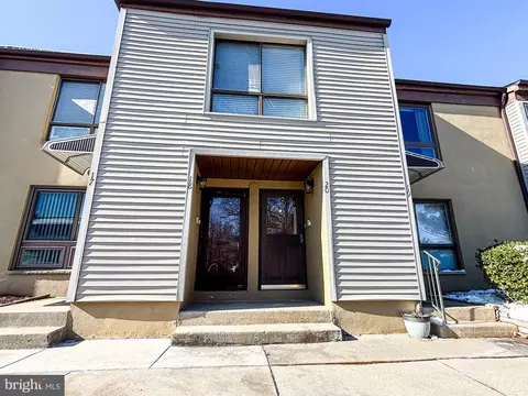 20 Ashley Ct, Marlton, NJ 08053