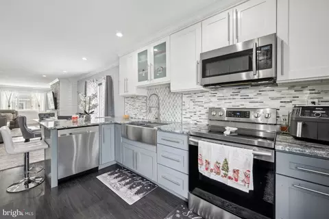 717 Bem St, Riverside, NJ 08075 photo 10