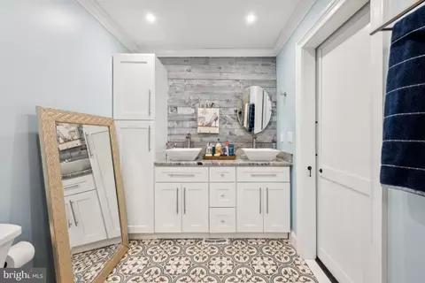 717 Bem St, Riverside, NJ 08075 photo 14