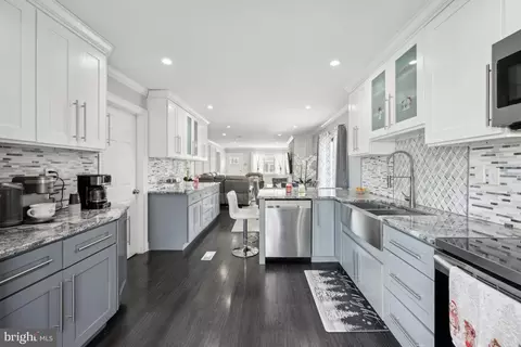 717 Bem St, Riverside, NJ 08075 photo 9