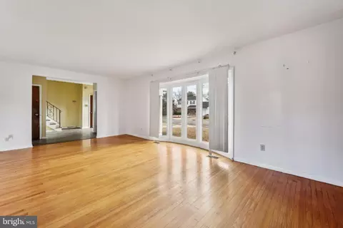 116 Colonial Rd, Beverly, NJ 08010 photo 6