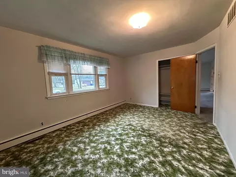 Bedroom - 603 Devon Rd, Moorestown, NJ 08057 photo 2 of 5