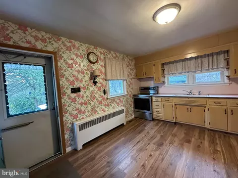 Kitchen - 603 Devon Rd, Moorestown, NJ 08057 photo 2 of 2