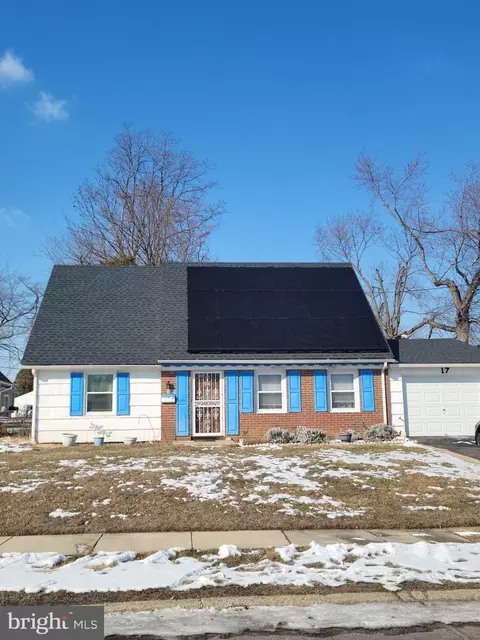 17 Minstrel Ln, Willingboro, NJ 08046