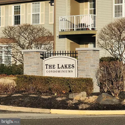 2307 A Denham Ct, Mount Laurel, NJ 08054