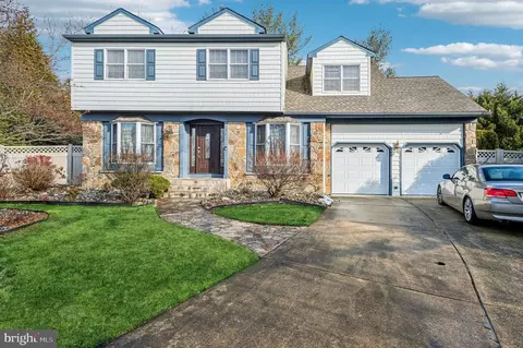 130 Tara Ter, Marlton, NJ 08053