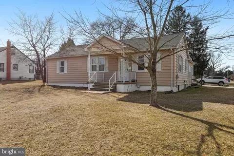 110 N Hunterdon Ave, Hainesport, NJ 08036