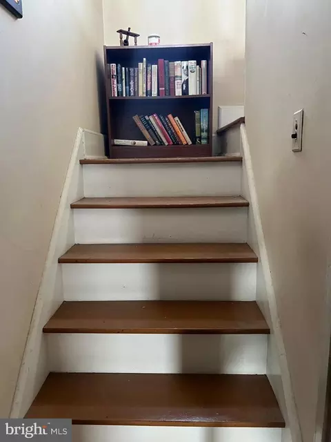 Entry Way - 312 Hazel Ave, Delanco, NJ 08075 photo 14 of 20