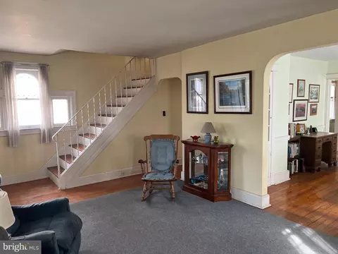 Living - 312 Hazel Ave, Delanco, NJ 08075 photo 2 of 2