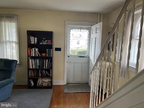 Entry Way - 312 Hazel Ave, Delanco, NJ 08075 photo 5 of 20