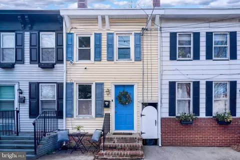 122 2nd St, Bordentown, NJ 08505