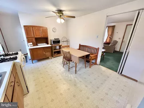 886 E Third St, Florence, NJ 08518 photo 7