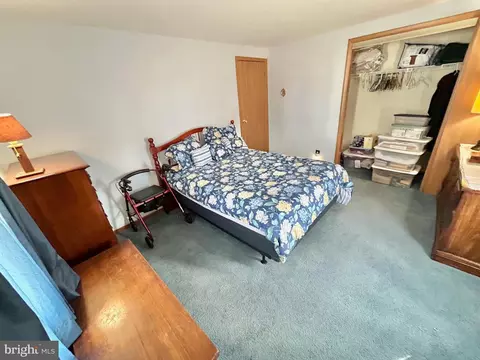 886 E Third St, Florence, NJ 08518 photo 21