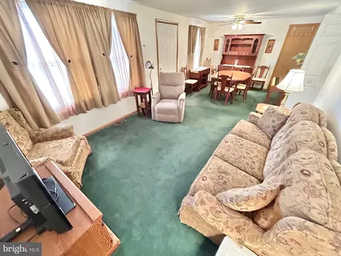 886 E Third St, Florence, NJ 08518 photo 11