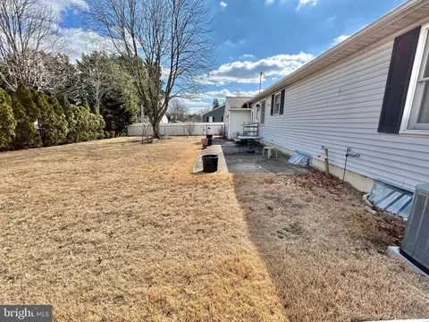 886 E Third St, Florence, NJ 08518 photo 37