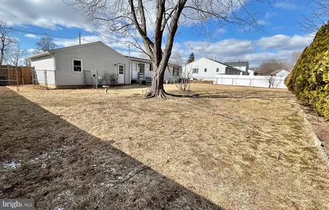 886 E Third St, Florence, NJ 08518 photo 47