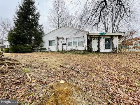 215 Ruth Ave, Maple Shade, NJ 08052 photo 1