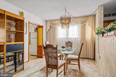 Dining - 409 Arch St, Delran, NJ 08075 photo 1 of 3