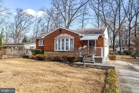 Exterior - 409 Arch St, Delran, NJ 08075 photo 2 of 8