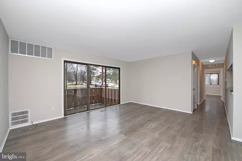 805 Harrier Row, Marlton, NJ 08053 photo 2