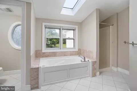 24582 E Main St, Columbus, NJ 08022 photo 24